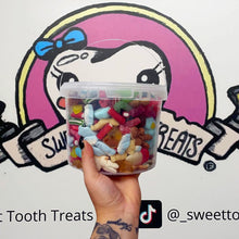 Load image into Gallery viewer, Santas Surprise - 1.8KG Bucket