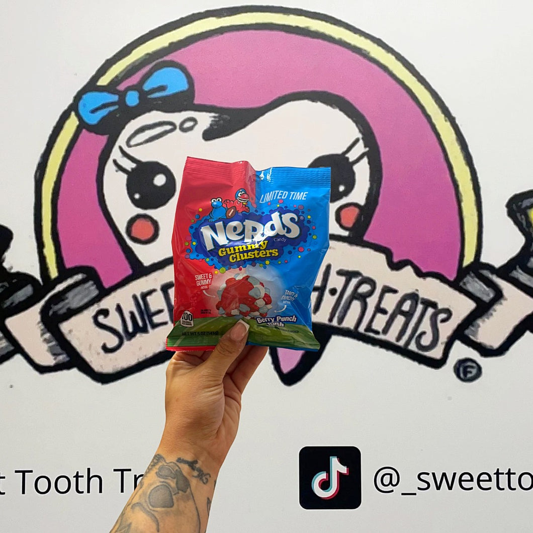 Nerds Gummy Clusters Berry Punch Rush(141g) - USA