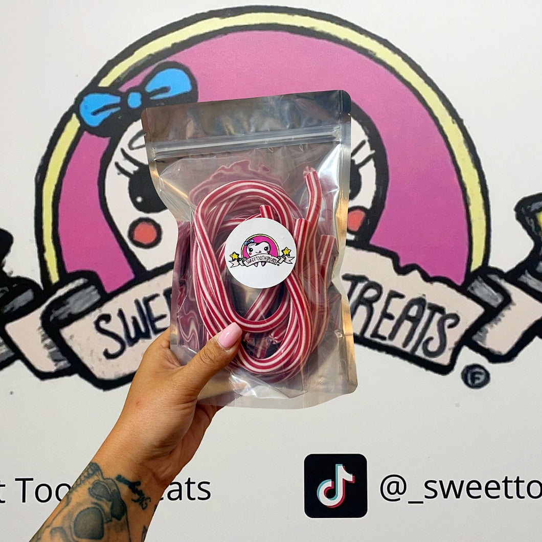 Giant Strawberry & Cream Cables x 5