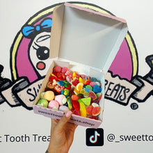 Load image into Gallery viewer, The Ultimate Jelly Filled Pizza Box
